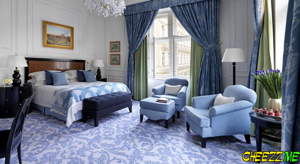 Four Seasons роскошный отель в Праге